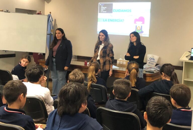 Secretaría de Energía y Minería: jornada de trabajo y actividades educativas en Intendente Alvear