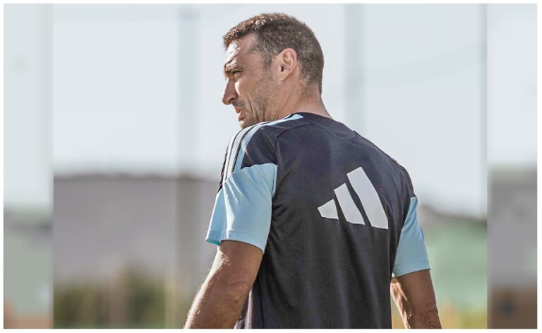 Scaloni probó con Giay y el “Flaco” López en la práctica la Selección en Kansas