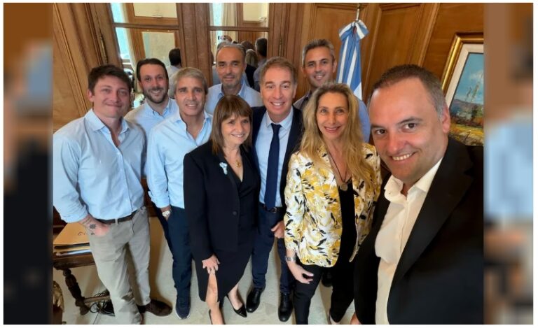 La mesa política del Gobierno apuesta a reordenar la agenda legislativa
