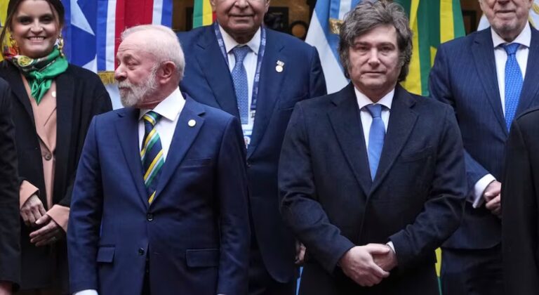 Mercosur: Milei asistirá a la cumbre presidencial rodeado de fuertes fricciones